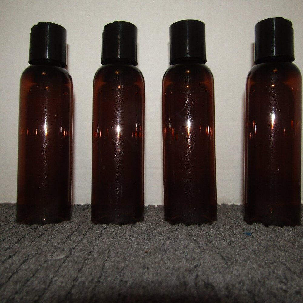 4 pack of 4oz  Plastic Boston Round Squeeze Bottles with Flip Tops